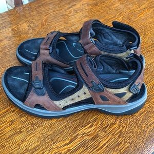 Ecco Yucatán Sandals size 41